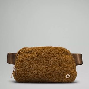 Lululemon Sherpa Everywhere Belt Bag NWT